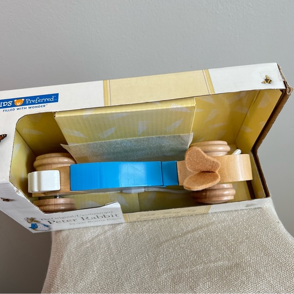 Toys | Nib Original Peter Rabbit Pull Along String Wooden Toy ...